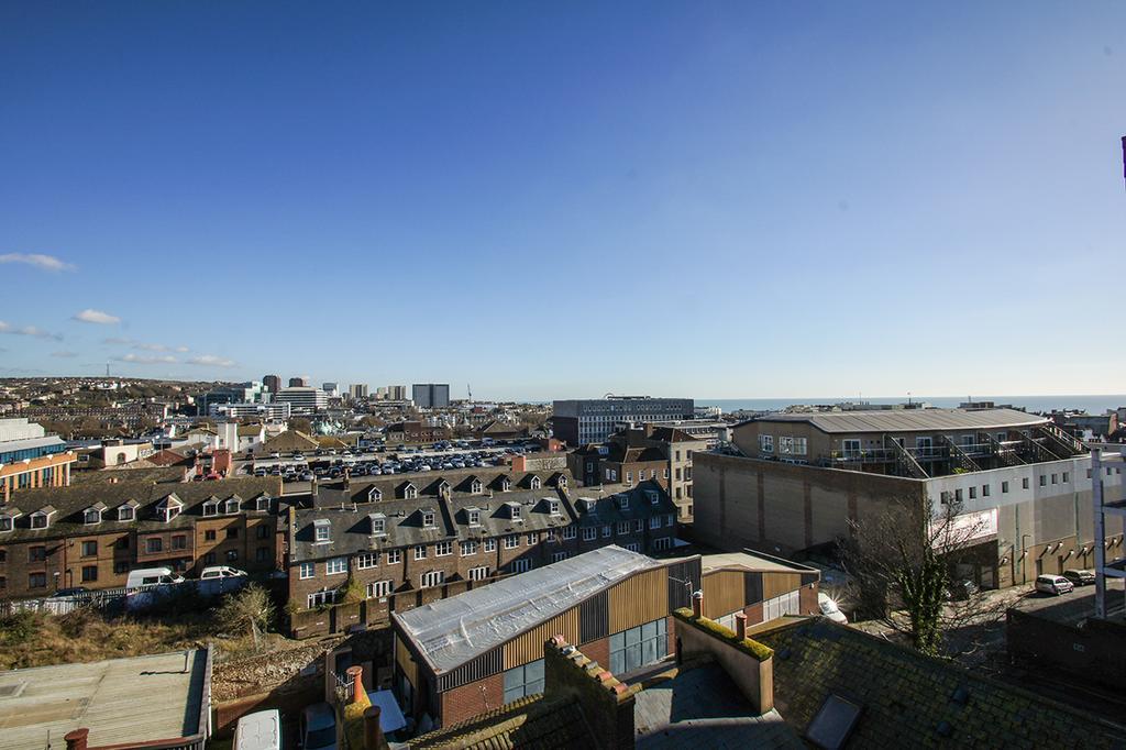Clock Tower 2 - Central - By Brighton Holiday Lets Luaran gambar